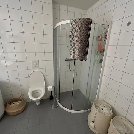 Top-floor Flat Near Ons شقة *